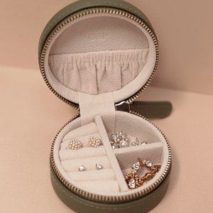 OLIVE & PIPER Round Jewelry Case